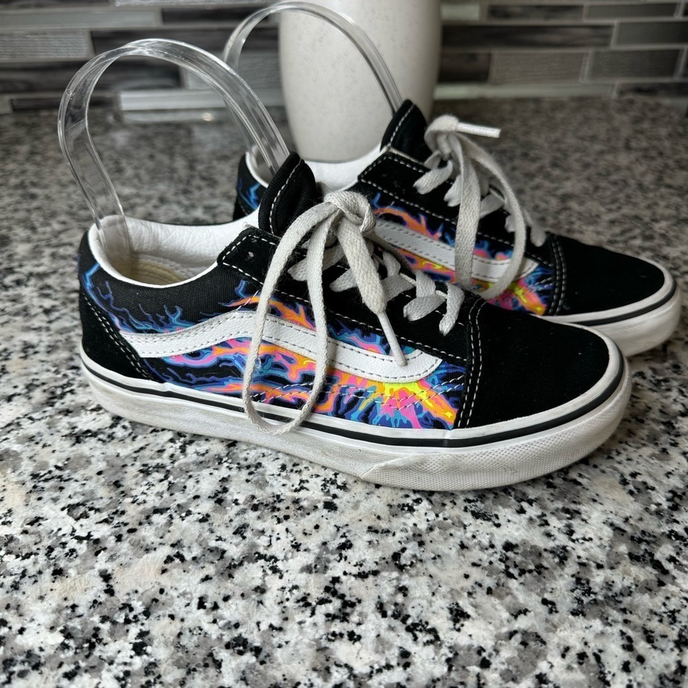 Vans | Kids Old Skool Shoe Electric Flame Size 2